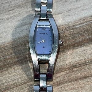 Fossil wrist watch women’s 7 1/4” ES-9315 blue face new battery silver tone band